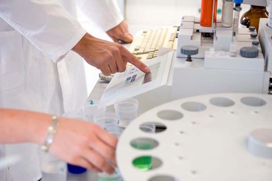 Zentrallabor Analyse